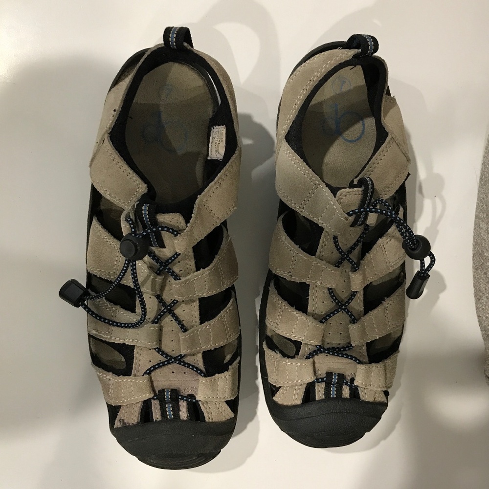 OP Ocean Pacific Sandals Size 7